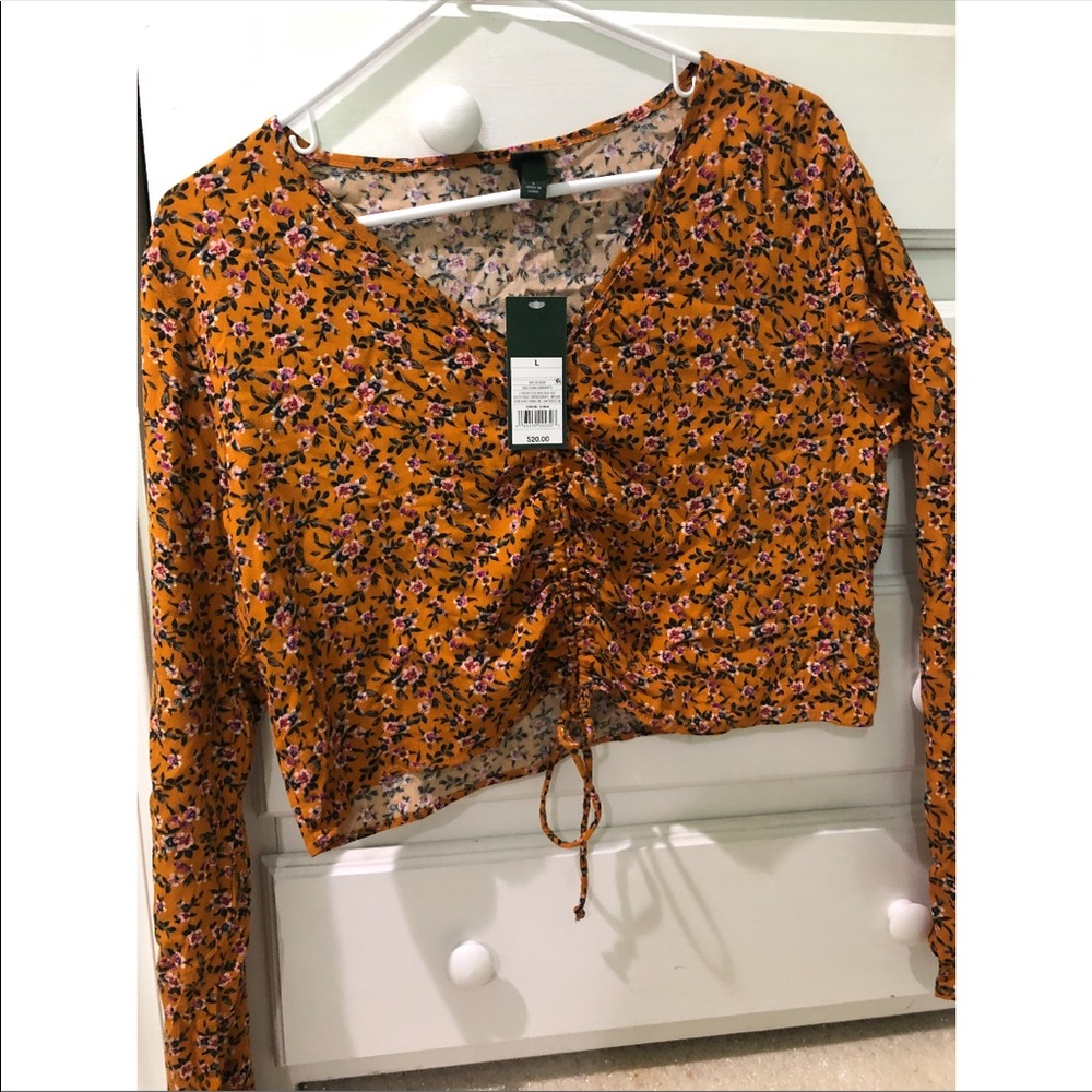 Long sleeve floral top